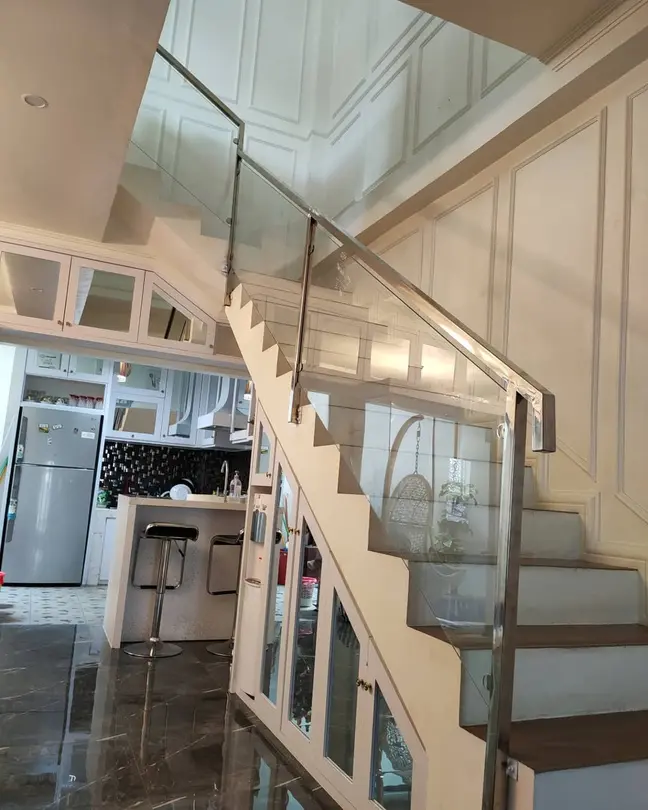 Modern Classic Railing