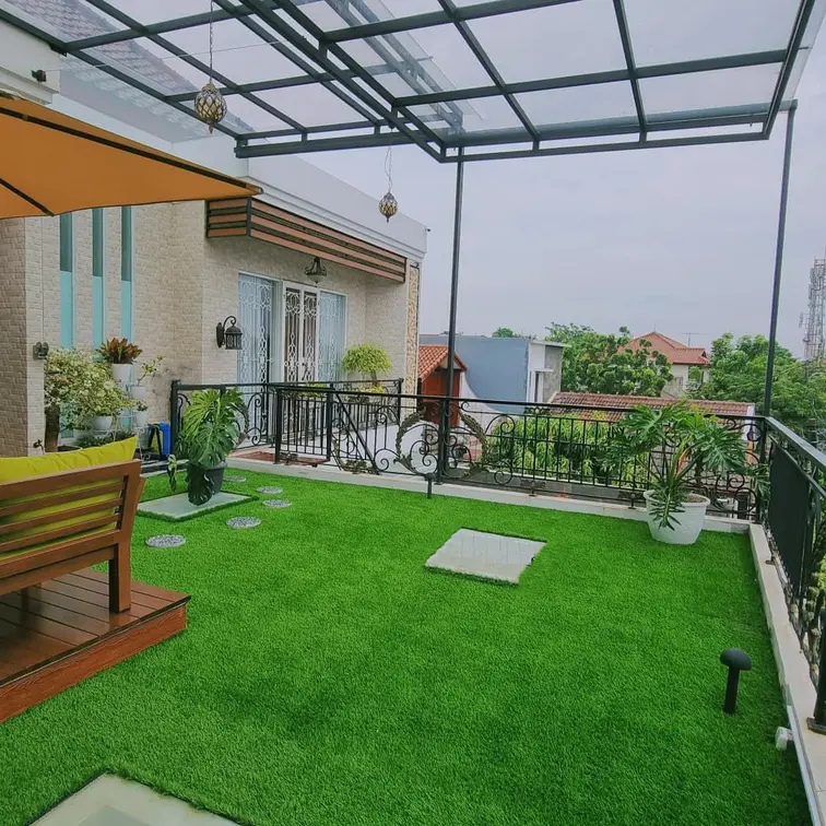 Rooftop Garden House